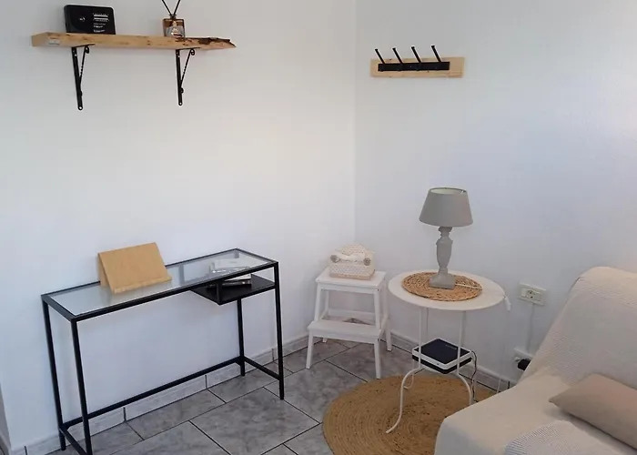 Hand Made Apartment *