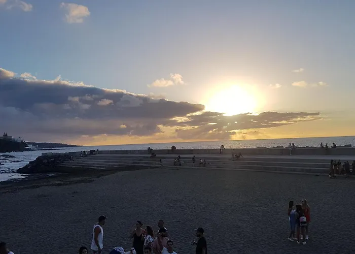 Hand Made Арона